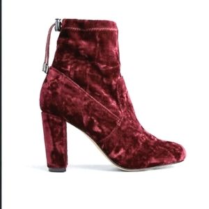 **EXPRESS** Velour Crushed Velvet Booties